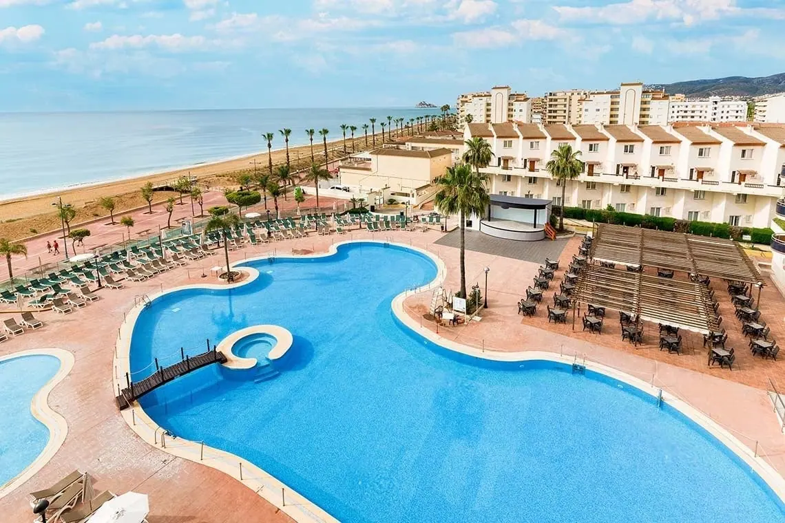 Piscine de l'Hôtel Peñíscola Plaza Suites 4★ supérieur